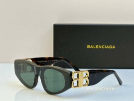 Picture of Balenciga Sunglasses _SKUfw55481355fw